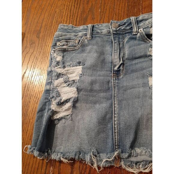 Sz 4 American Eagle Outfitters AEO NE(X)T Level Stretch X Distressed Mini Skirt - Picture 3 of 7